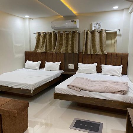 Hotel Super Palace Ujjain Eksteriør bilde
