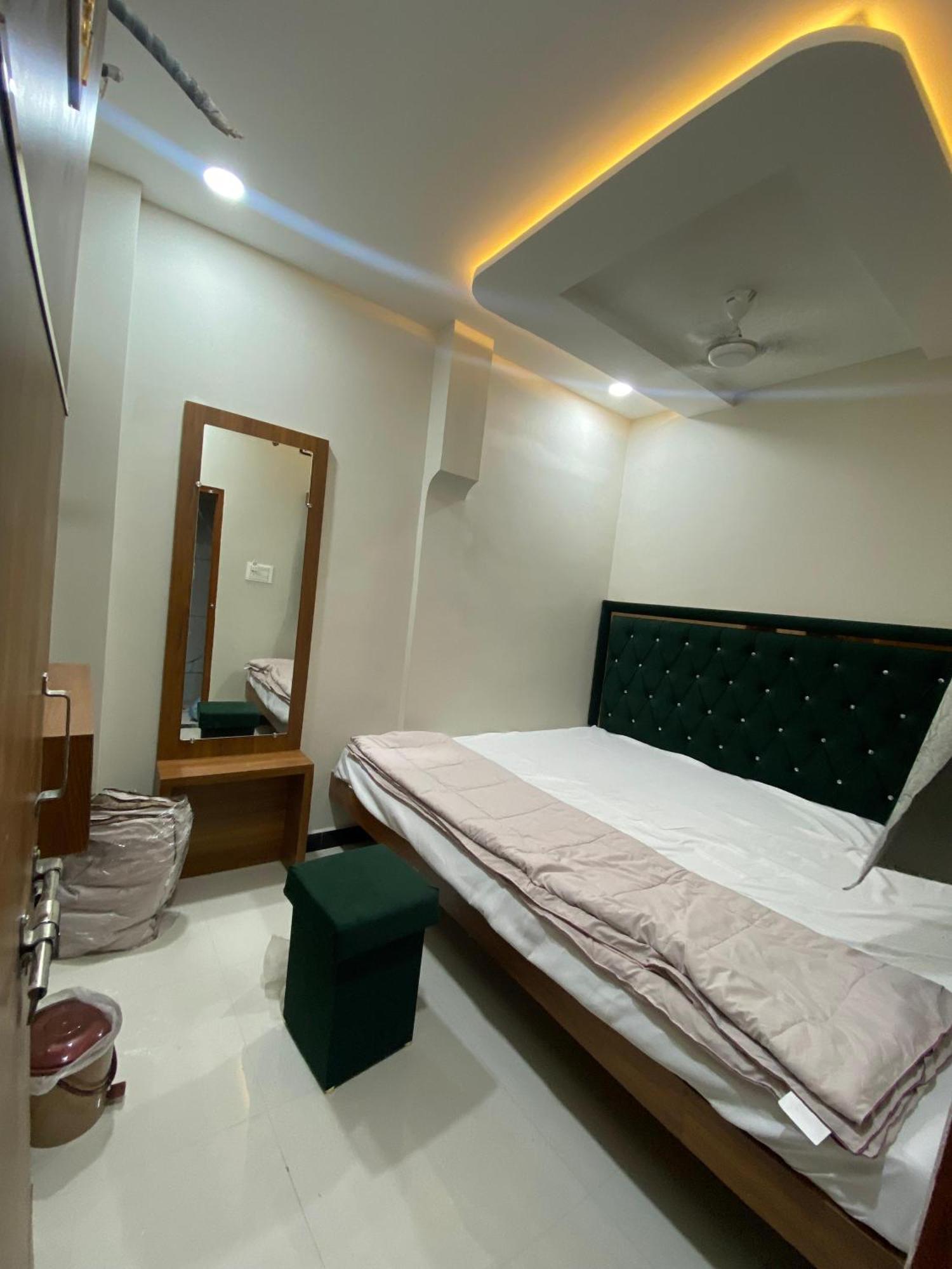 Hotel Super Palace Ujjain Eksteriør bilde