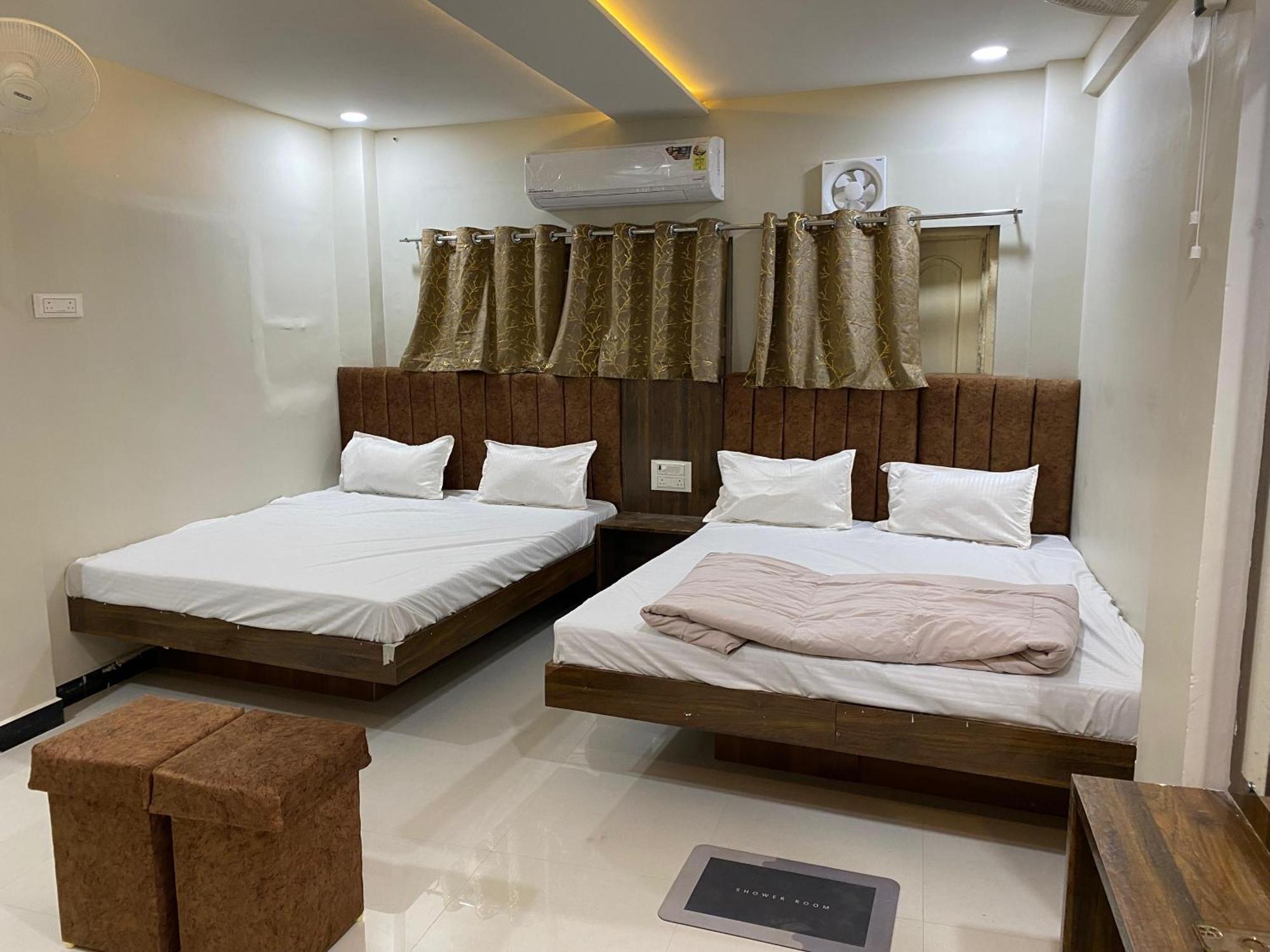 Hotel Super Palace Ujjain Eksteriør bilde